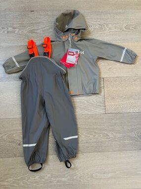 KIDS NWT Helly Hansen Bergen 2.0 Rain Set
